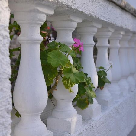 Troullos Traditional Homes Archanes Exterior photo